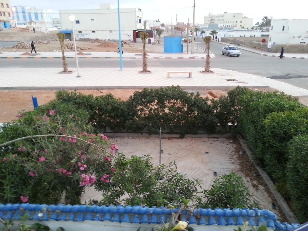 Hotel Canarias Sahara Тан-Тан Екстериор снимка