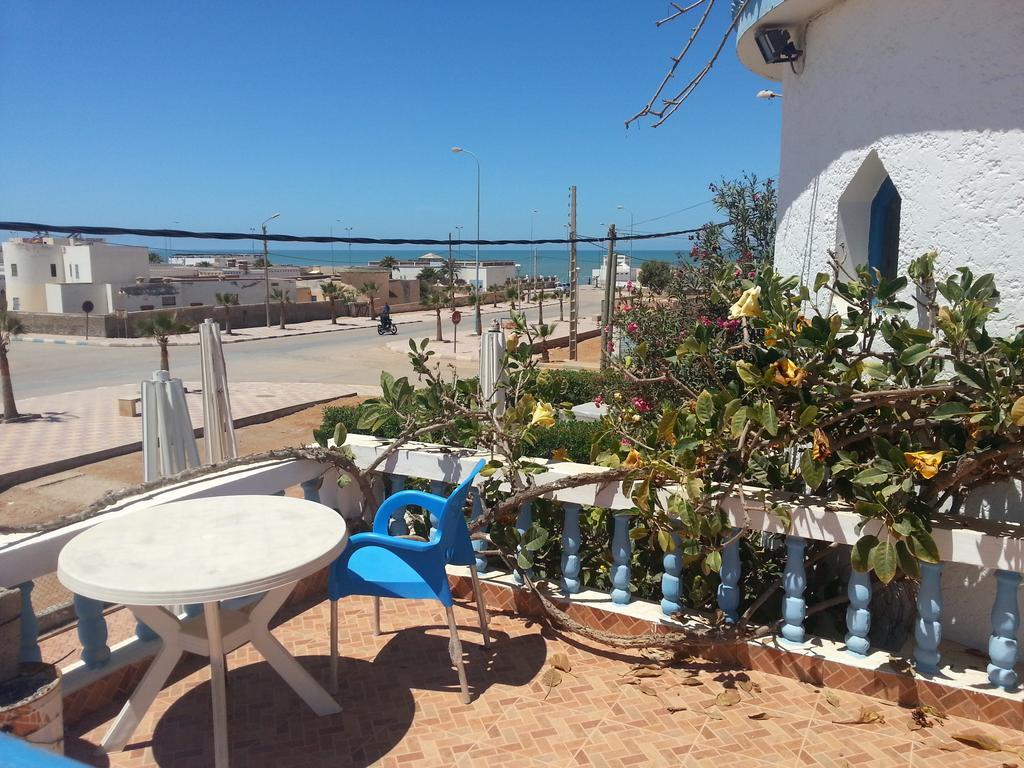 Hotel Canarias Sahara Тан-Тан Екстериор снимка