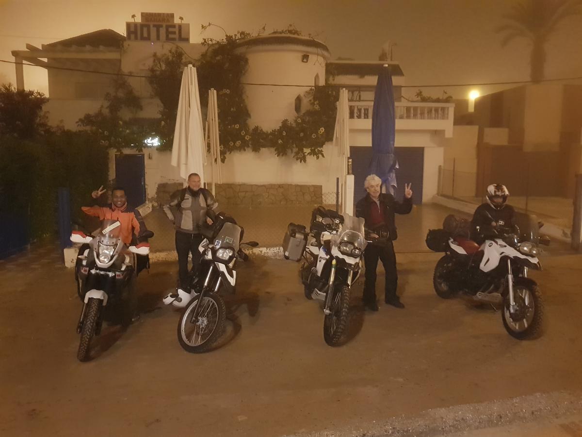 Hotel Canarias Sahara Тан-Тан Екстериор снимка